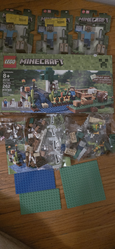 LEGO Minecraft 21114 The Farm + Steve Action Figures - photo 4
