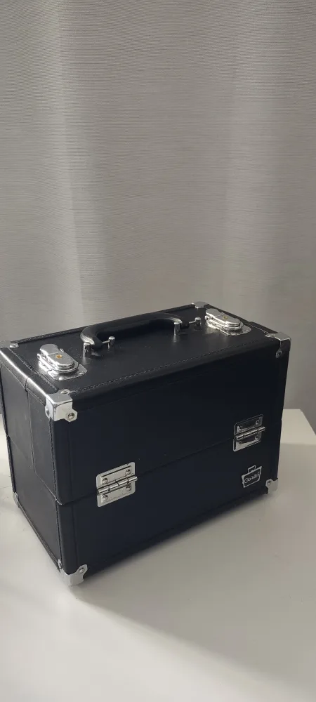 Black Makeup Organizer Case with Keys image indicator(5)