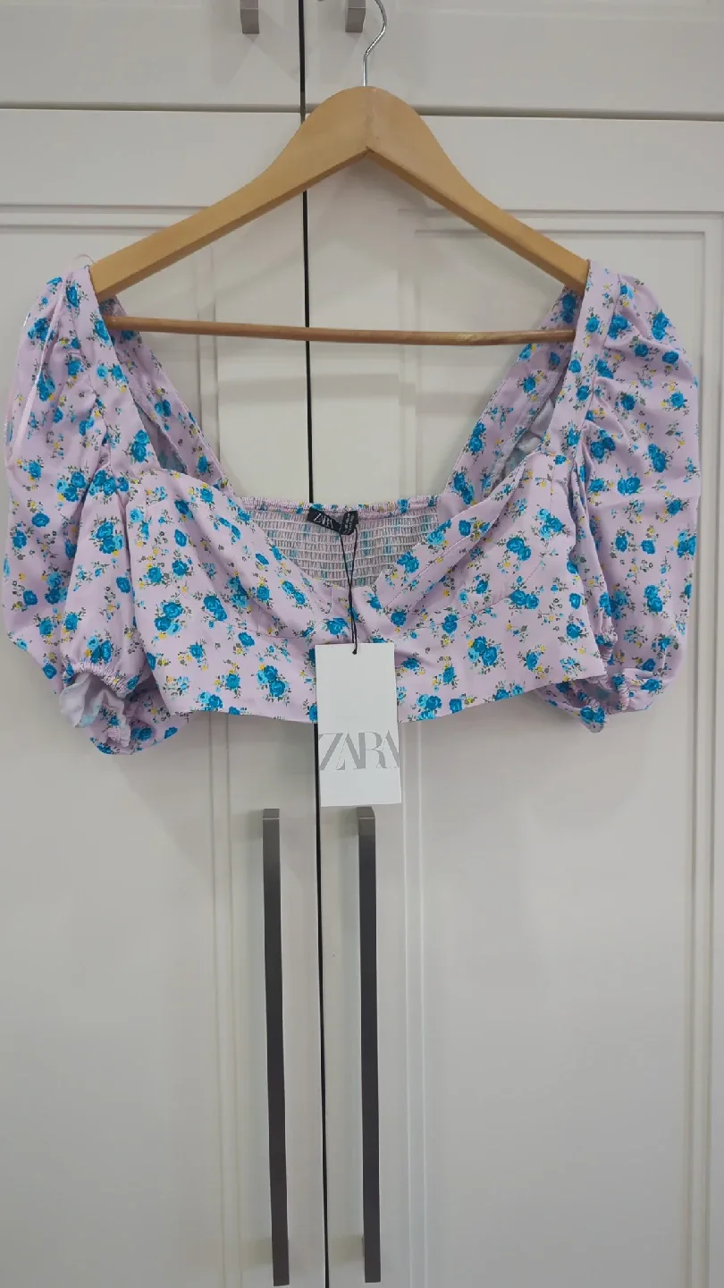 Zara Floral Crop Top - Size XS thumbnail