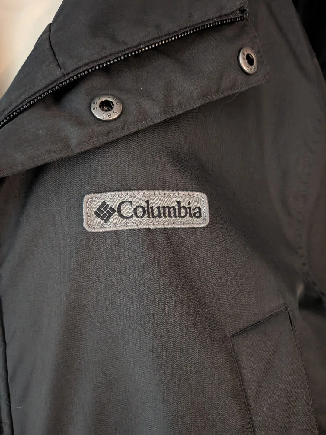 Women's Extra Large Columbia Black Winter Jacket image indicator(7)