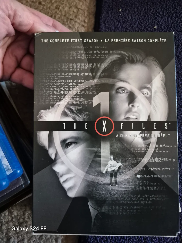 GE RADIO / ALARM,  DVD ,and DVD,CD,,video cd image indicator(7)