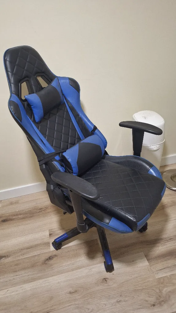 Blue and Black Gaming Chair image indicator(2)