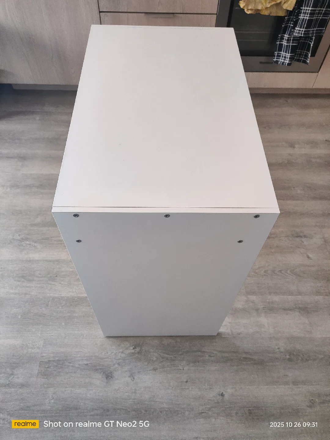 Ikea White Desk 65x40x75 cm image indicator(2)