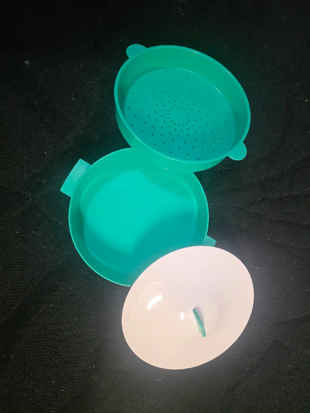 Tupperware Microwave Pasta Cooker thumbnail