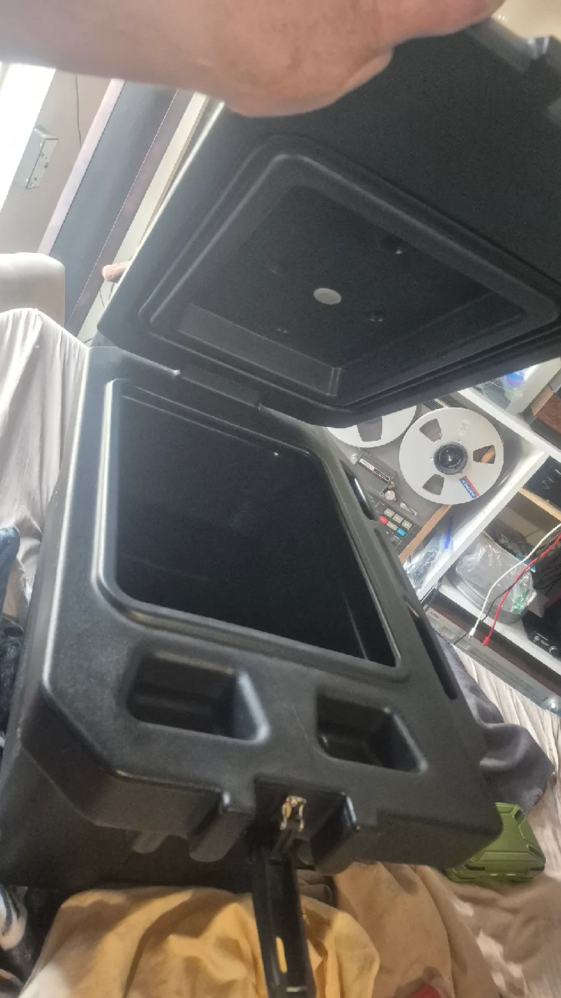 Kemi Moto Black truck Trunk image indicator(3)