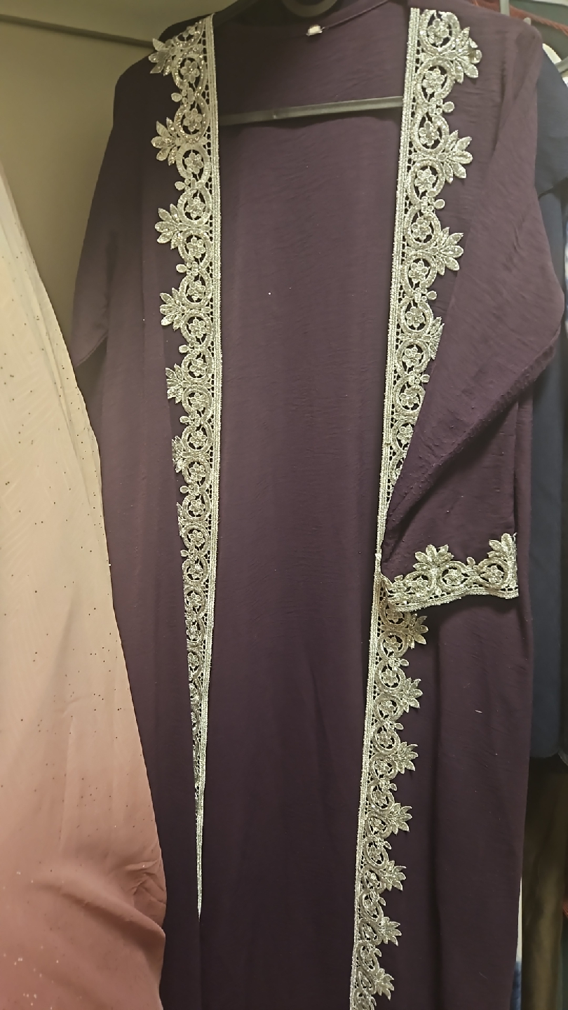 purple abaya