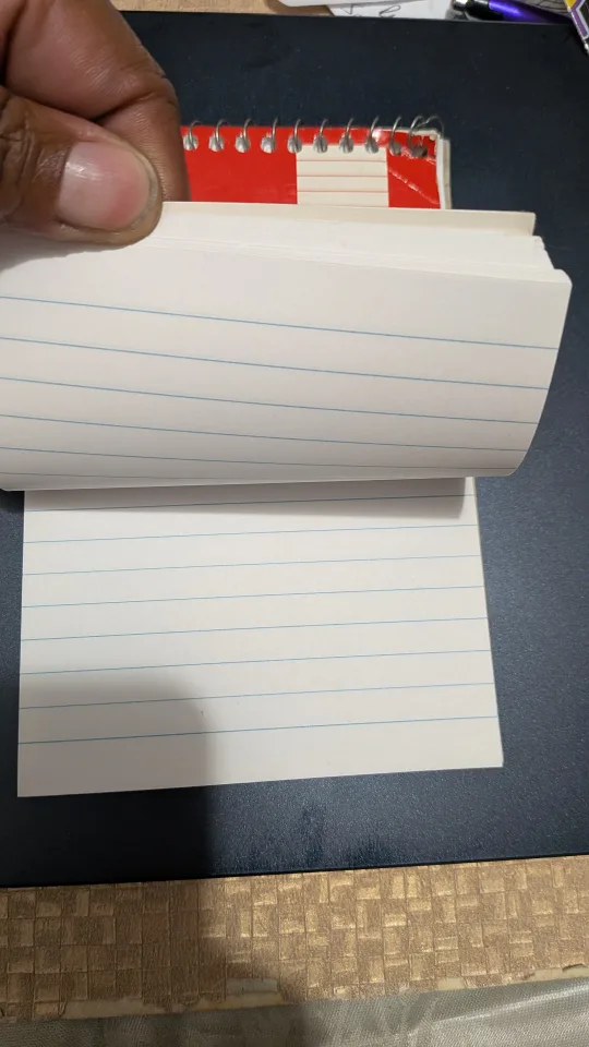 Staples Red Notebook image indicator(2)