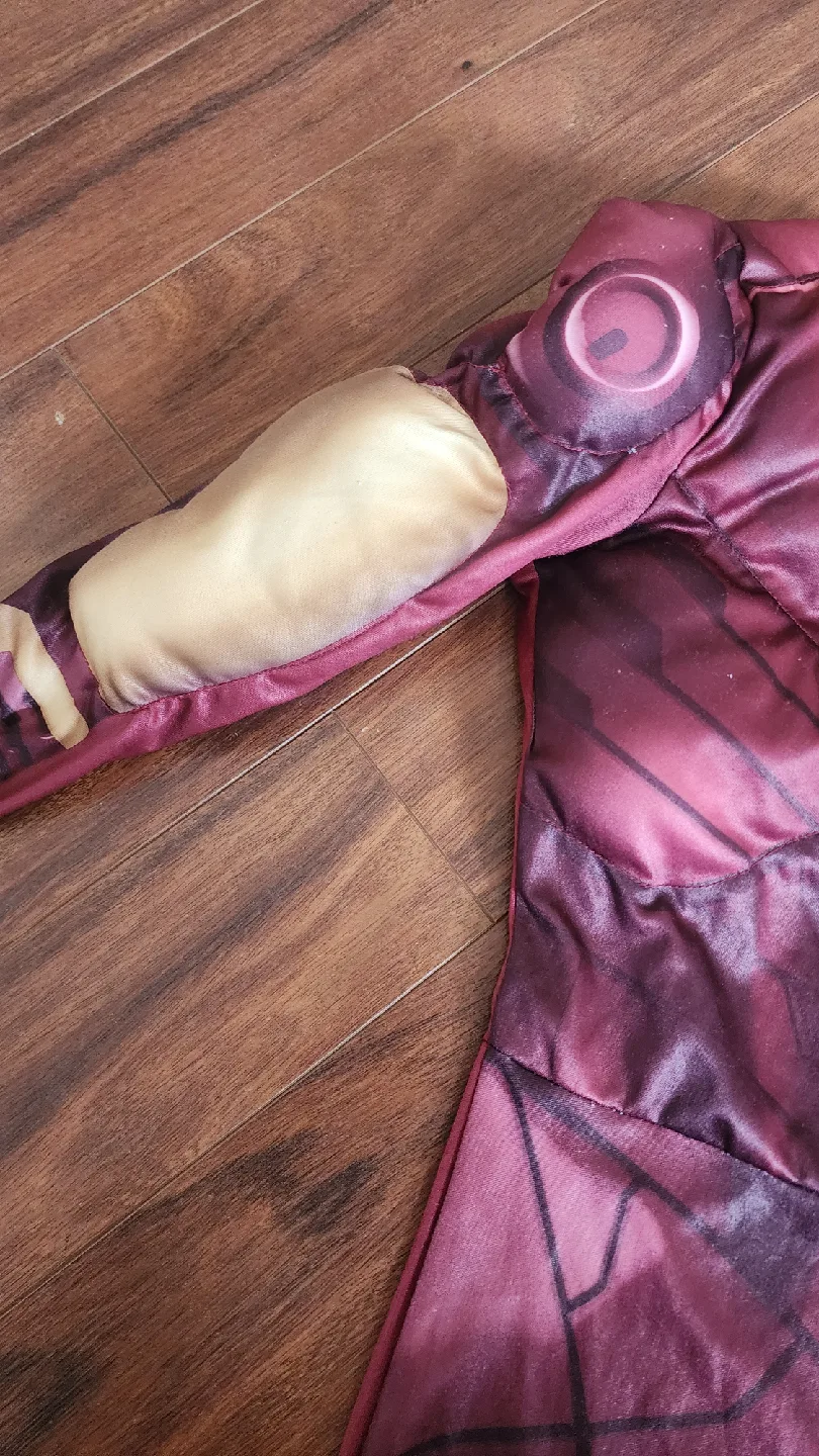 Iron Man Costume image indicator(2)