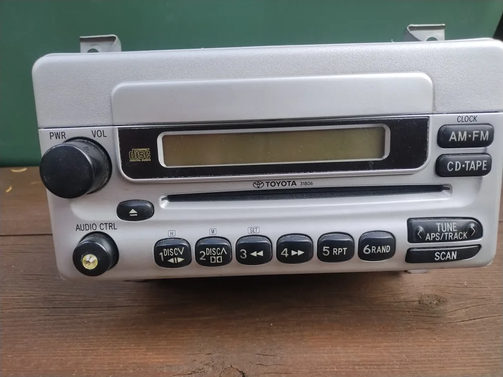Toyota Yaris Double  Din Radio CD Player 08600-00980 OEM thumbnail