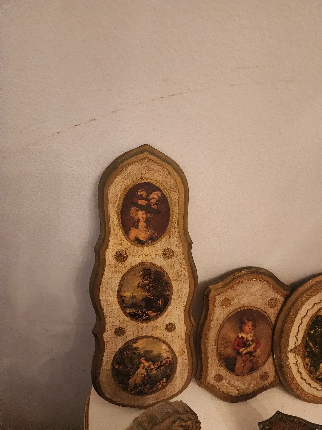 Vintage Decorative Frames all those pieces for $50 image indicator(7)