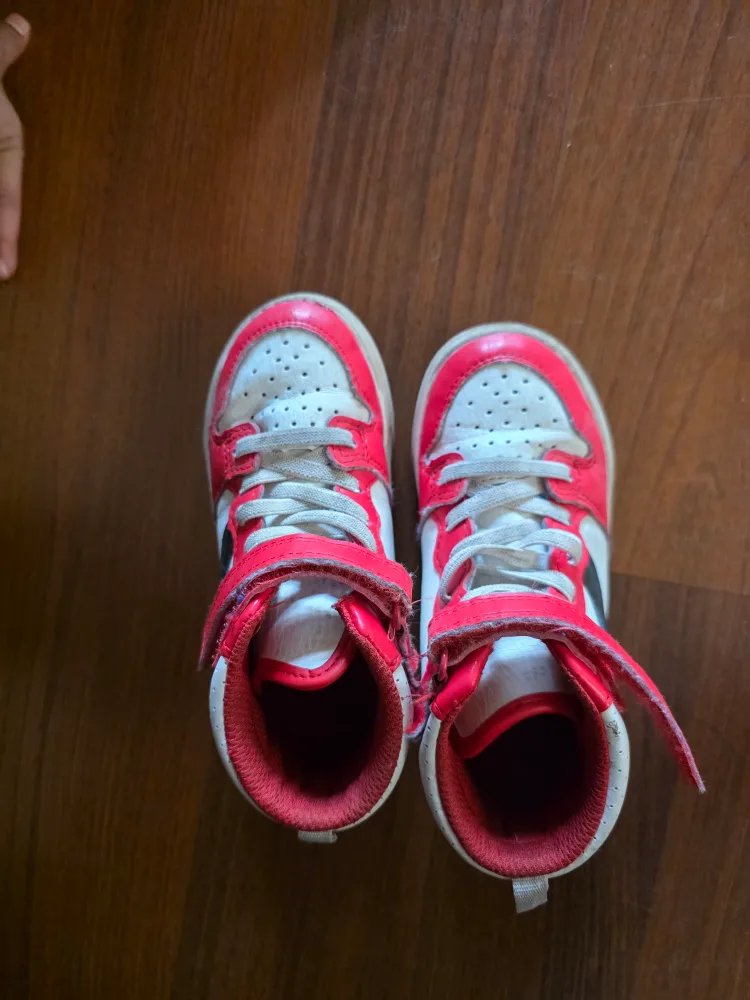 Toddler Shoes - Size 9 thumbnail