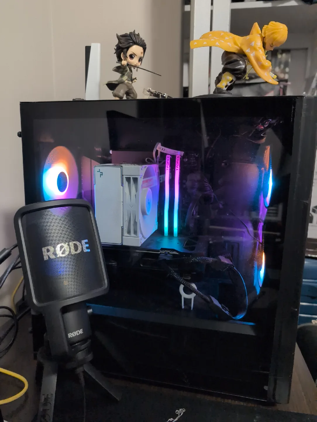 Custom Built Gaming PC 4070super image indicator(3)