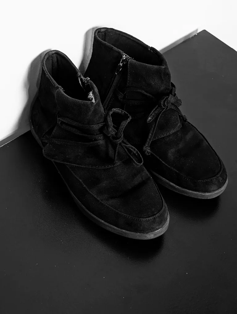 Airwalk Black Ankle Boots - Size 8.5 US 39 EUR 🥕 image indicator(10)