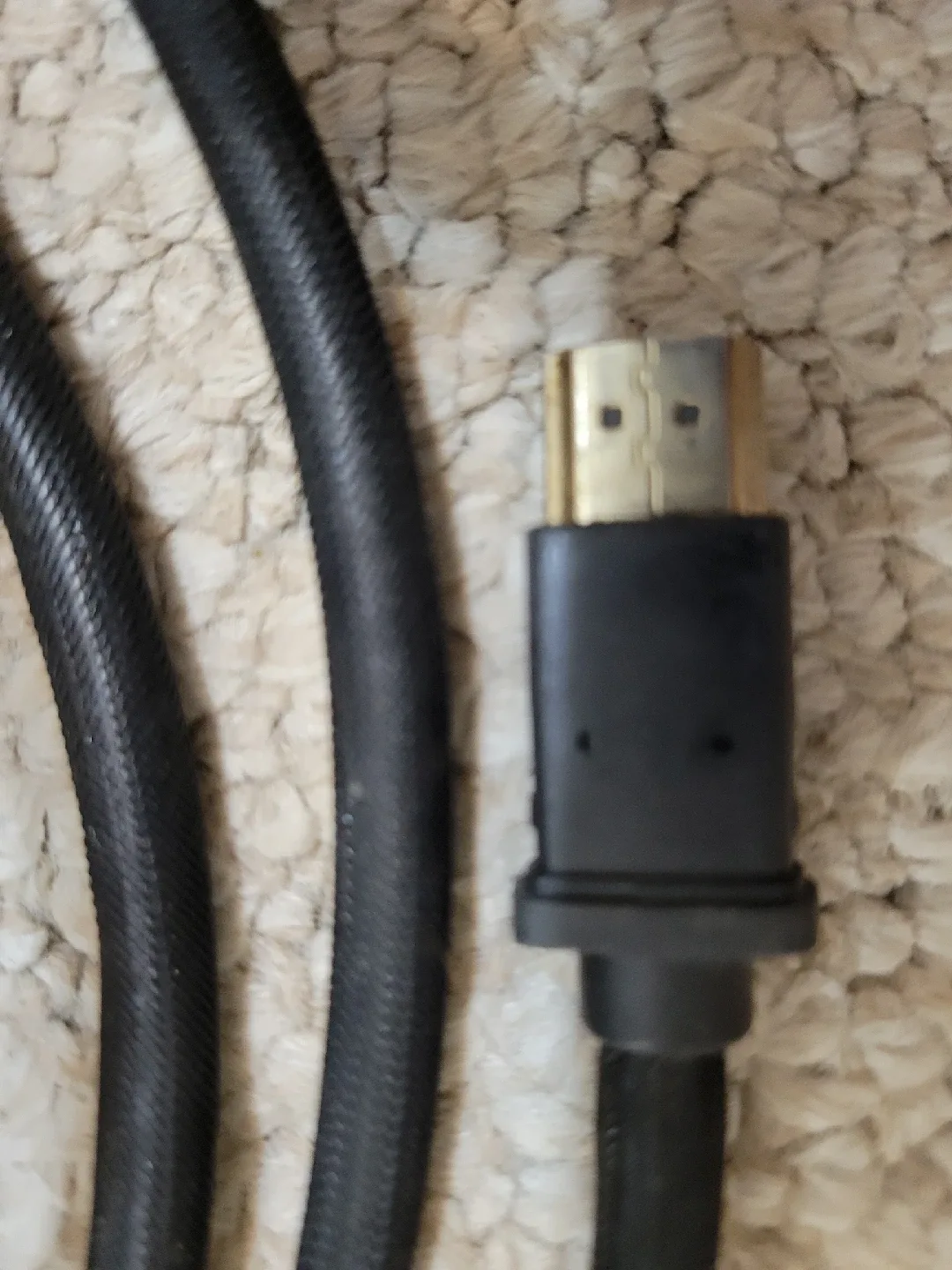 Black HDMI Cable image indicator(2)