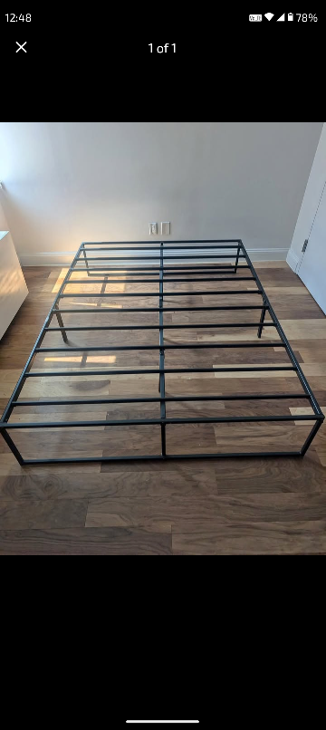 Metal Bed Frame - Black ( Queen size)