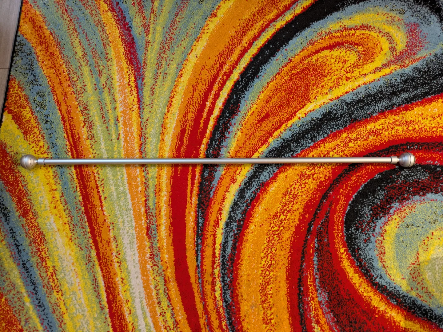 Silver Curtain Rod with Brackets image indicator(2)