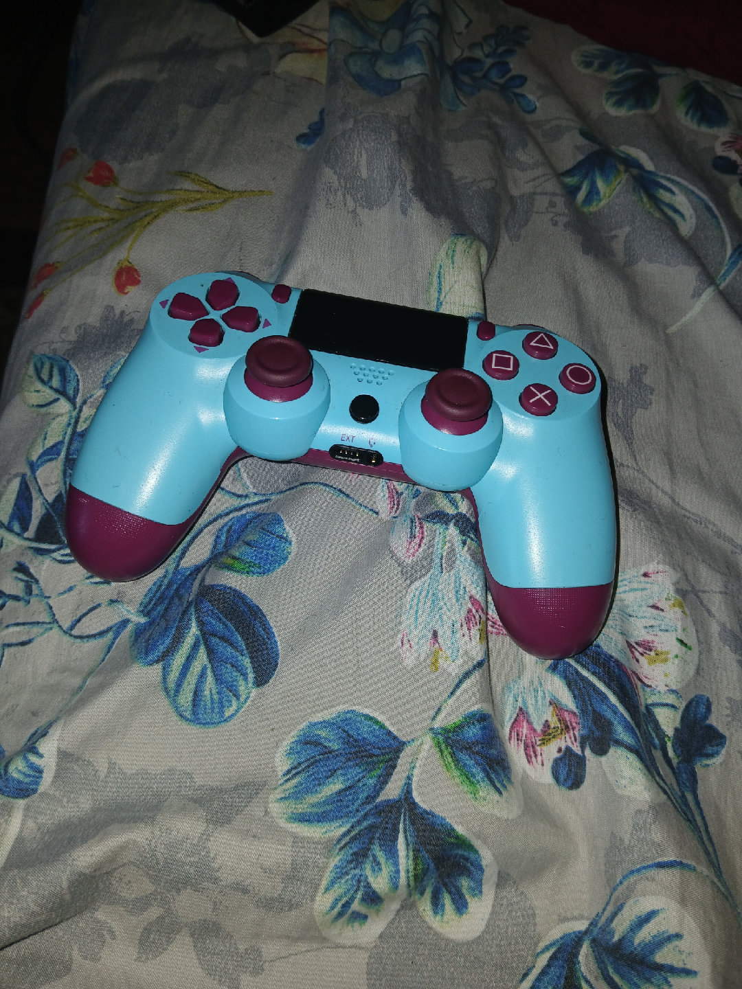 Custom PS4 Controller - Light Blue & Burgundy