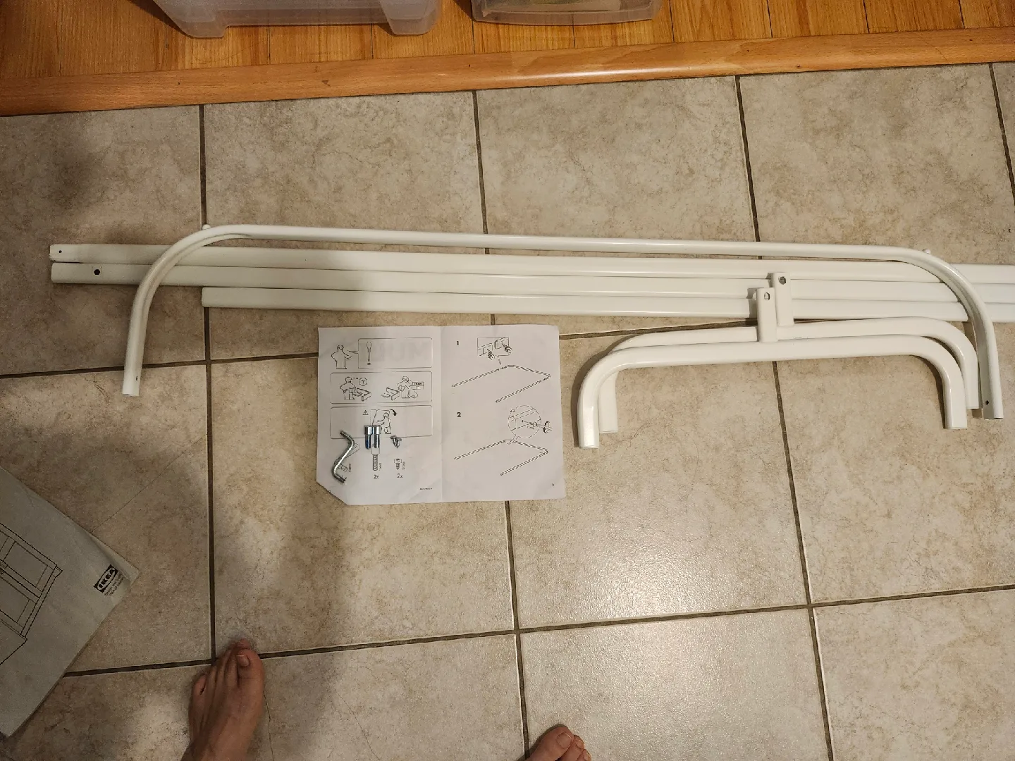 IKEA Rigga Clothes Rack - White image indicator(3)