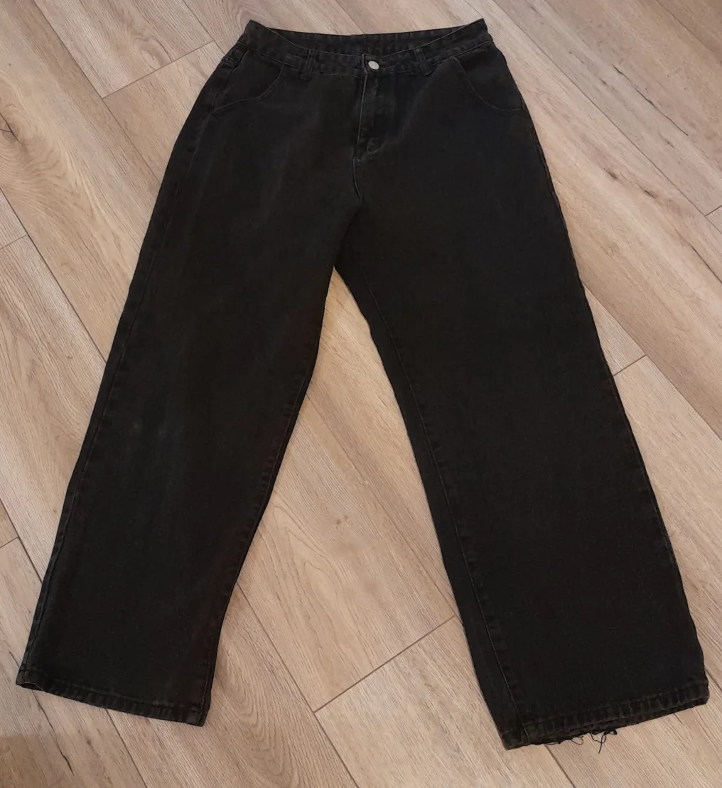 Comfortable Black Wide Leg Jeans