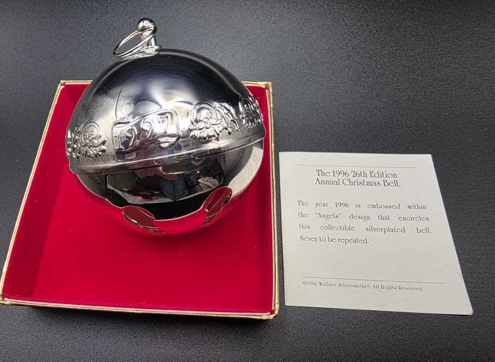 Wallace Silversmiths 1997 Christmas Bell