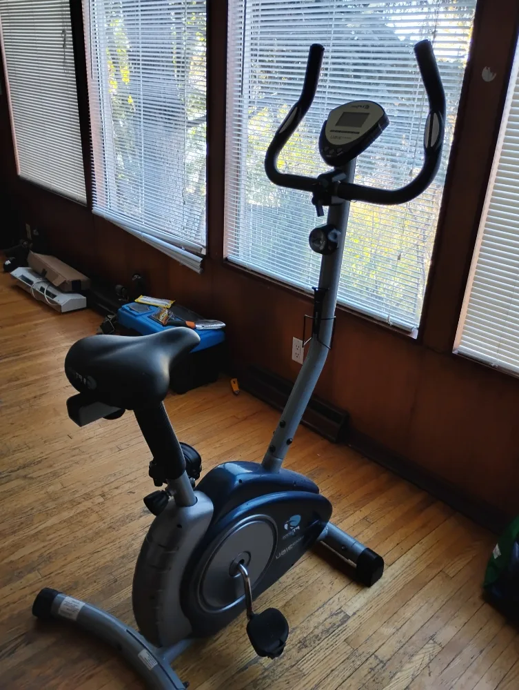 PT Fitness SMAG316U Exercise Bike thumbnail