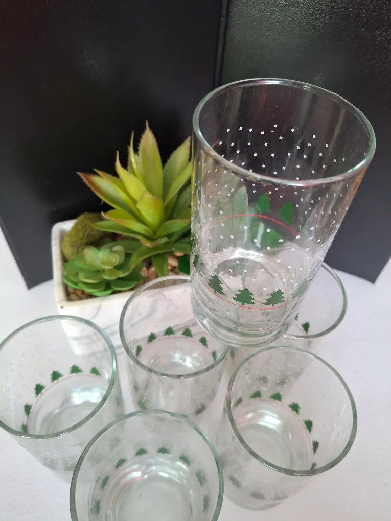 Vintage Christmas Glass set of 6 image indicator(4)