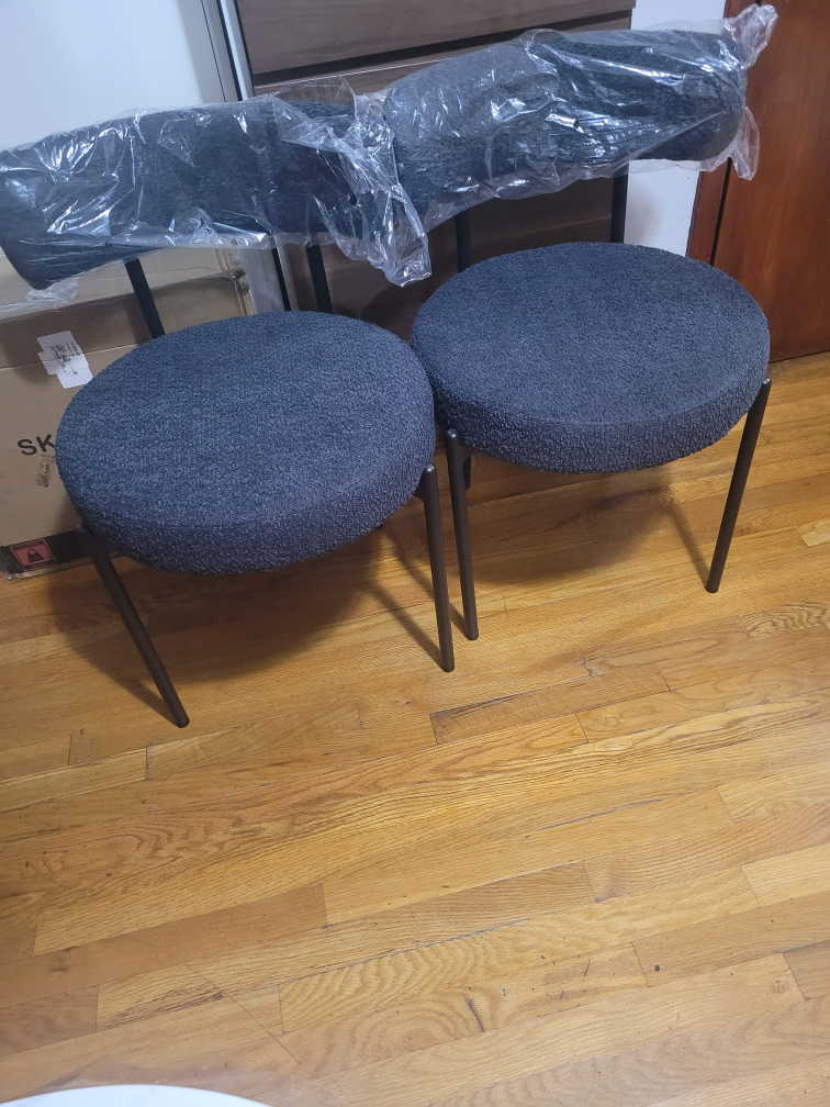 Round Marble Table & Stools