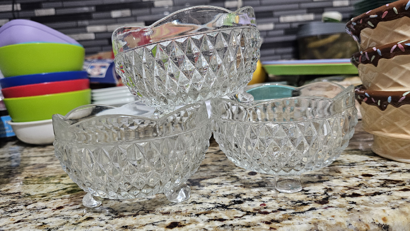 Indiana Glass Crystal Diamond Point Candy Dish, Bowl Footed