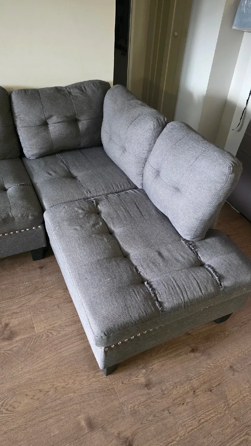 Grey Sectional Sofa image indicator(5)