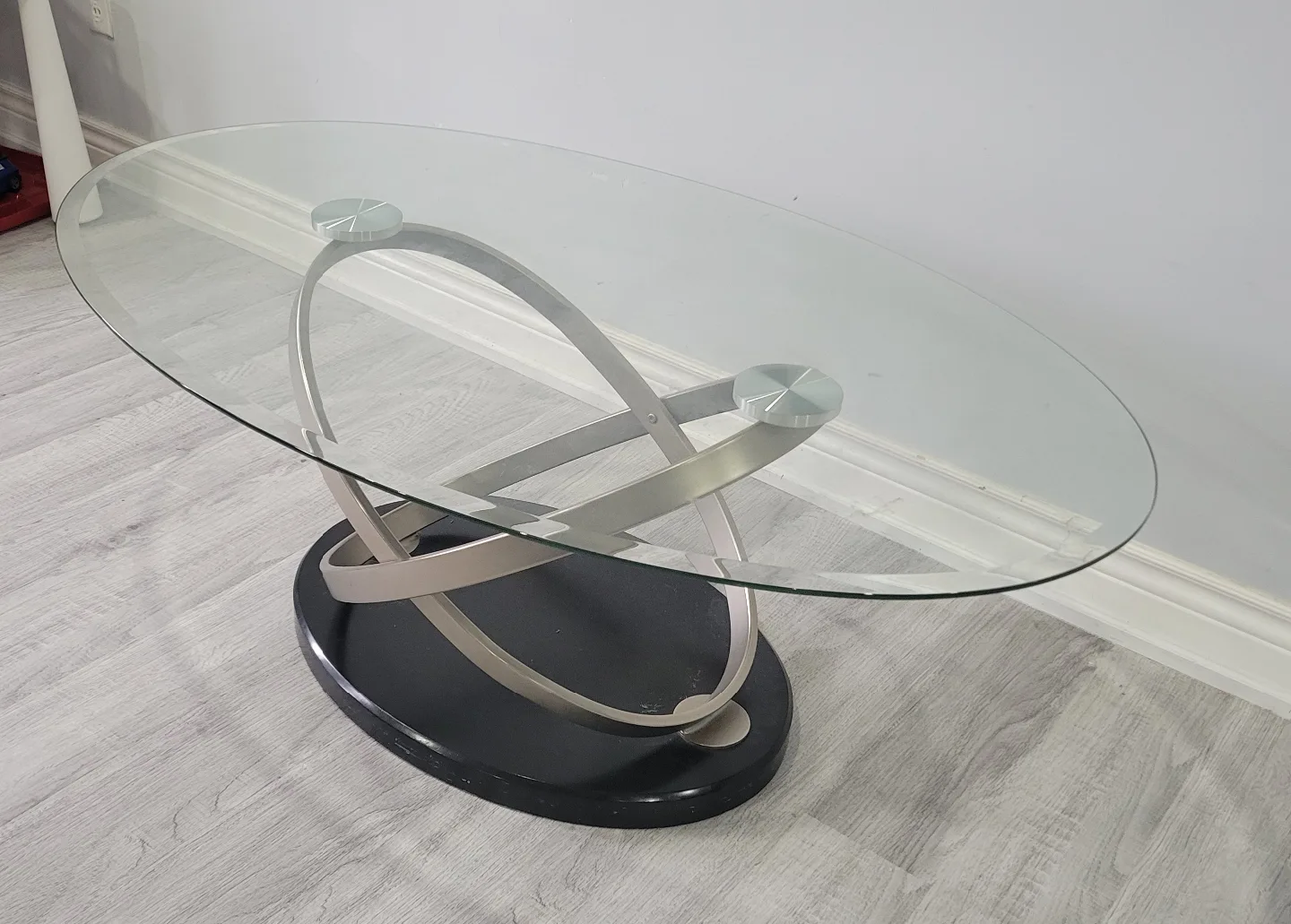 Oval Glass Coffee Table image indicator(5)