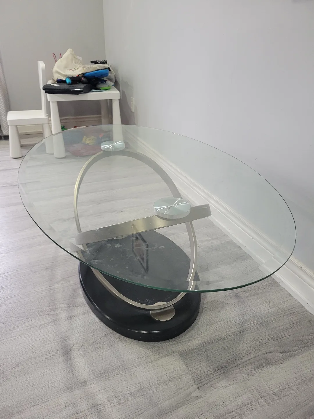 Oval Glass Coffee Table image indicator(6)