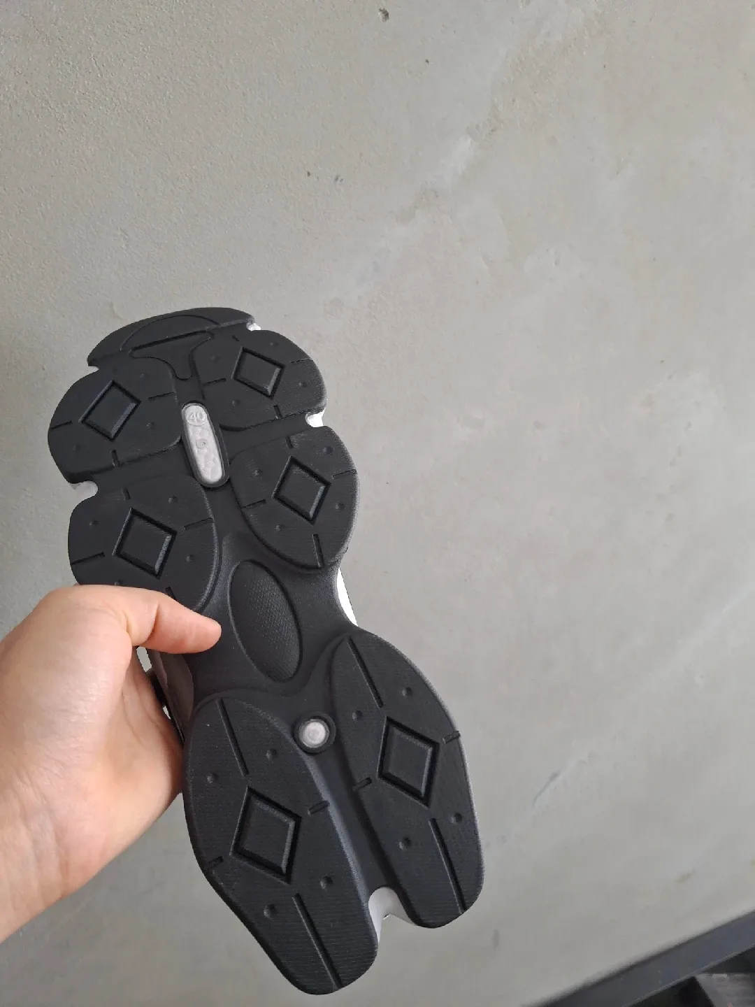 New Balance 9060 Black Sneakers image indicator(3)