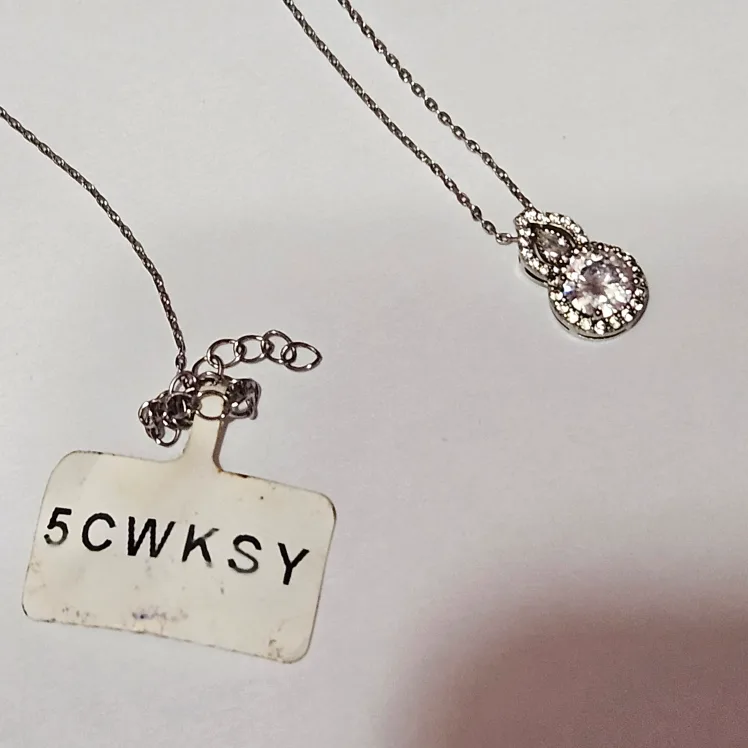 Silver Necklace with Cubic Zirconia Pendant image indicator(2)