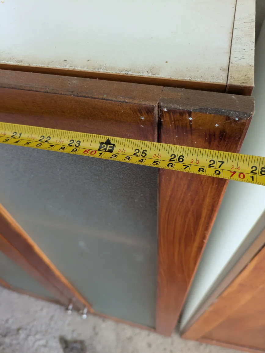 Used Kitchen Cabinets - Various Sizes image indicator(4)