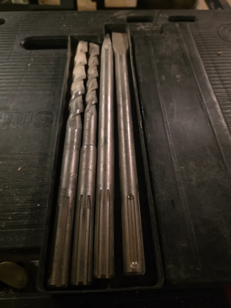 Hammer Drill Bits with Case image indicator(2)