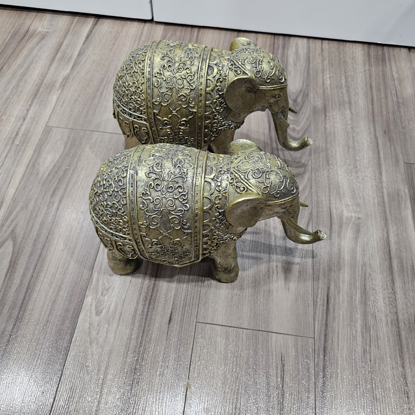 Golden Pair of Elephant Statues - photo 4