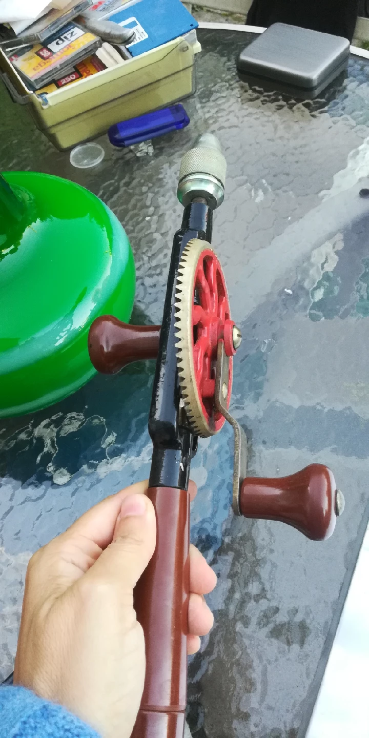 Antique Hand Drill - photo 2