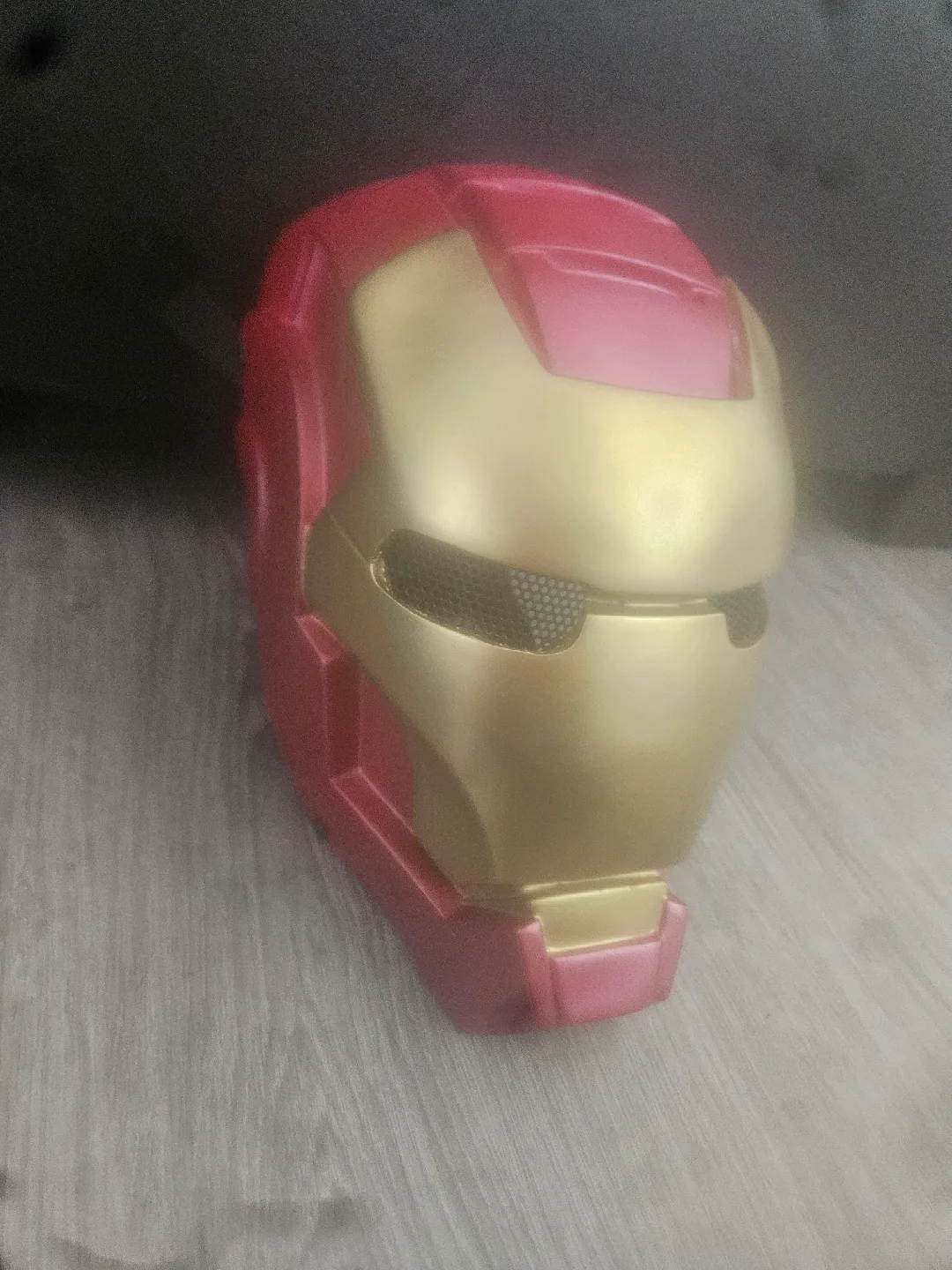 Iron Man Mask - Red and Gold thumbnail