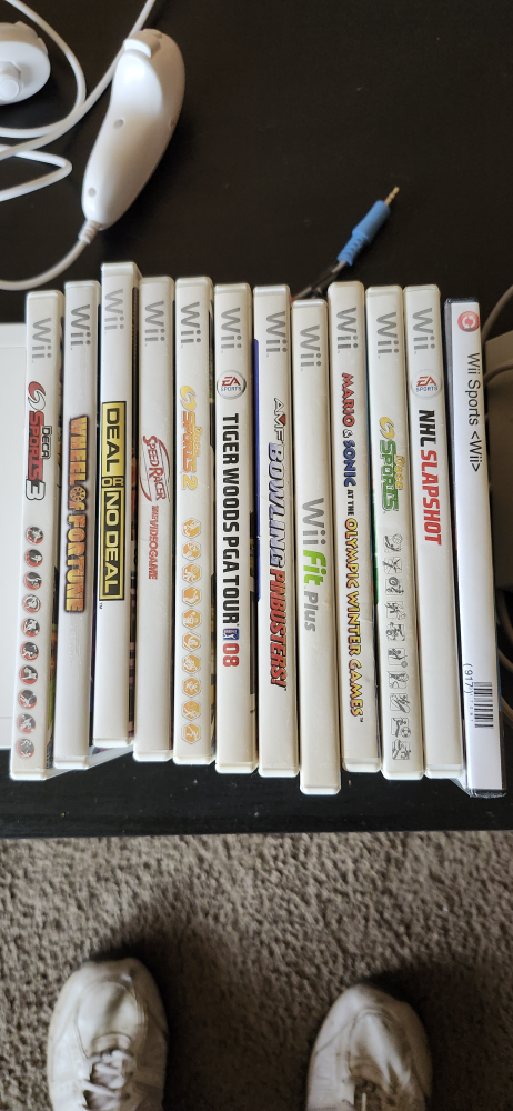 Nintendo Wii Console with Games and Accessories - photo 2