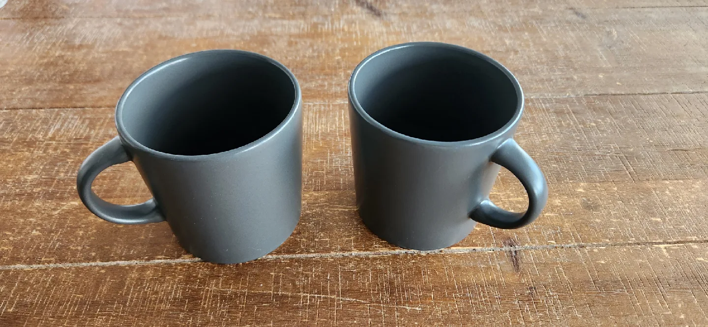 Set of 2 Matte Grey Ikea Mugs image indicator(2)