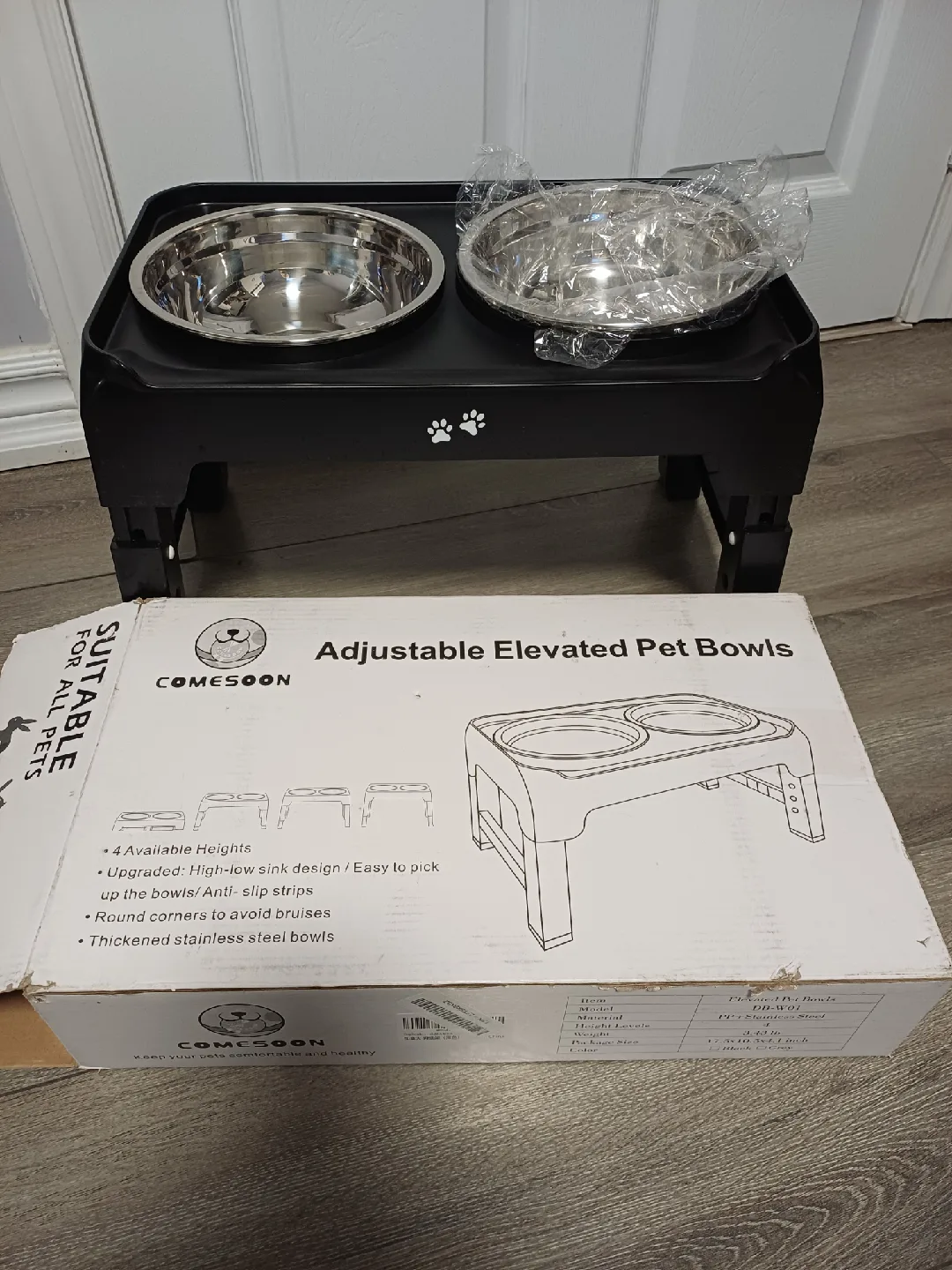Comesoon Adjustable Elevated Pet Bowls - New in Box! image indicator(2)