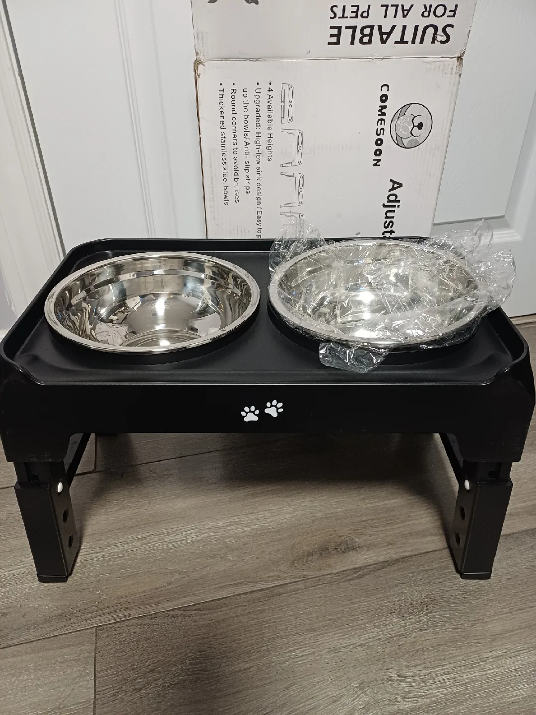 Comesoon Adjustable Elevated Pet Bowls - New in Box! image indicator(4)