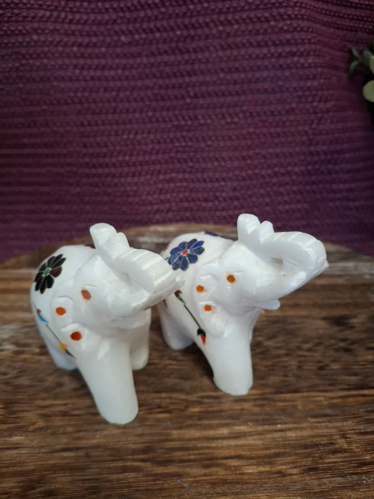 Pair of White Marble Elephant Figurines image indicator(2)