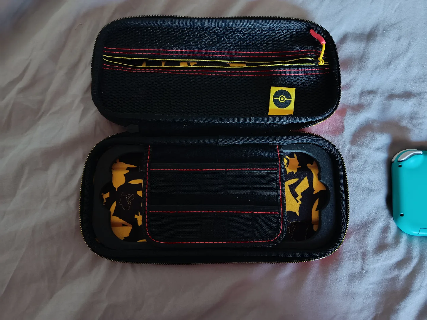 Nintendo Switch Lite Turquoise Bundle image indicator(6)