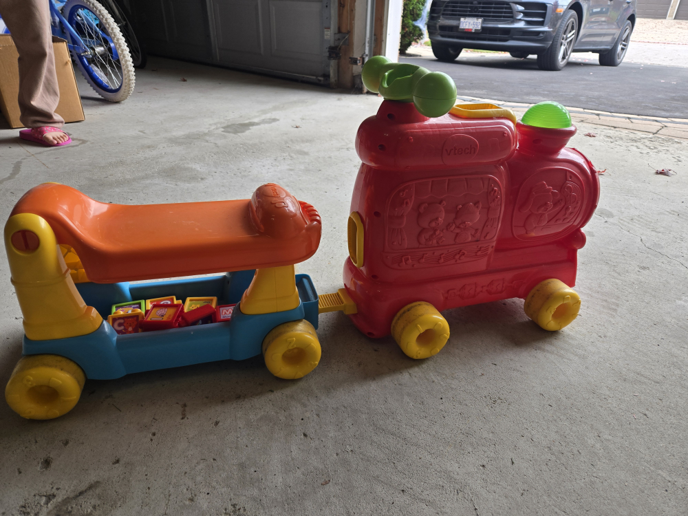VTech Sit-to-Stand Learning Walker Train - photo 2