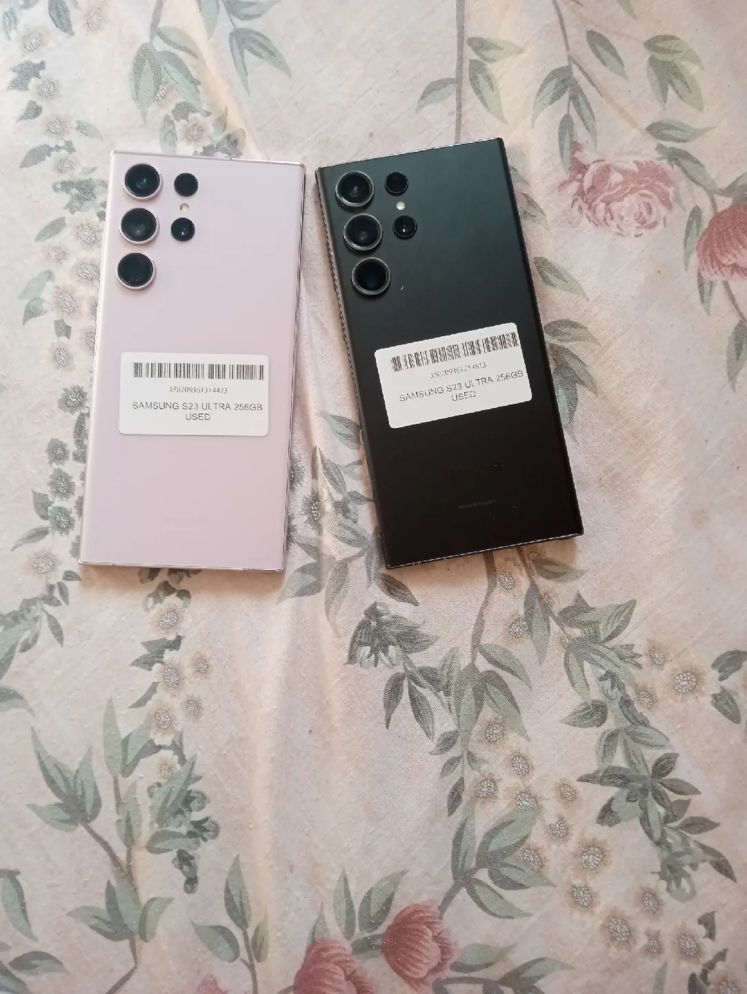 Samsung S23 Ultra 256GB - Black & Lavender thumbnail