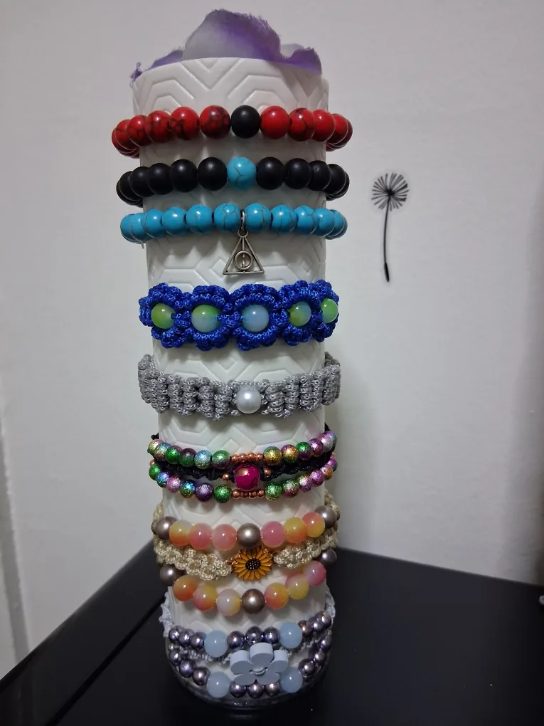 Pretty Macrame Bracelets image indicator(4)