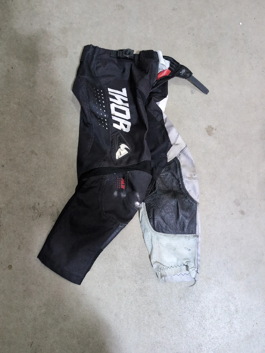 Thor Pulse Motocross Pants size 24 thumbnail