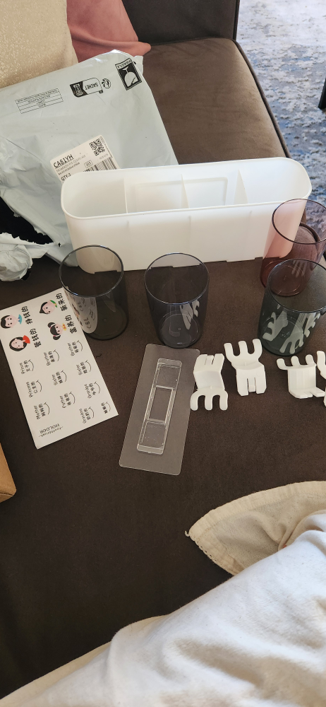 Toothbrush Holder Set - New - photo 2