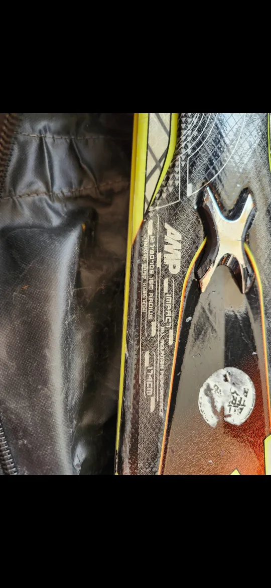 Skis and Swix Poles. 174cm image indicator(9)